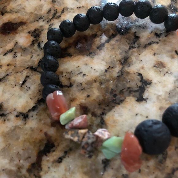 Lava Healing & Mixed Stone Bracelet - Picture 3 of 7
